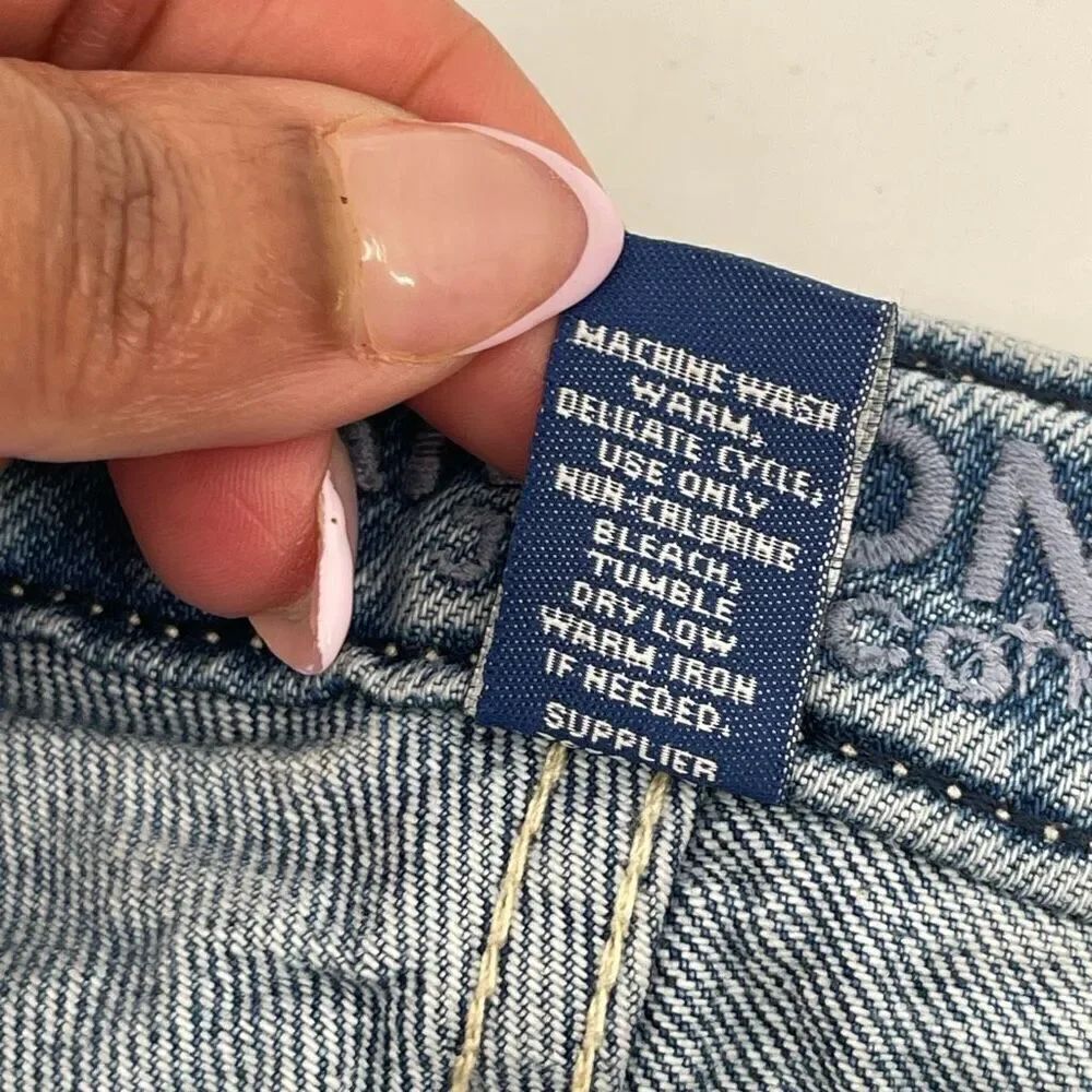 Arizona Jean Co High Rise Distressed Denim Shorts Juniors 11 Blue Cutoff - Picture 13 of 14